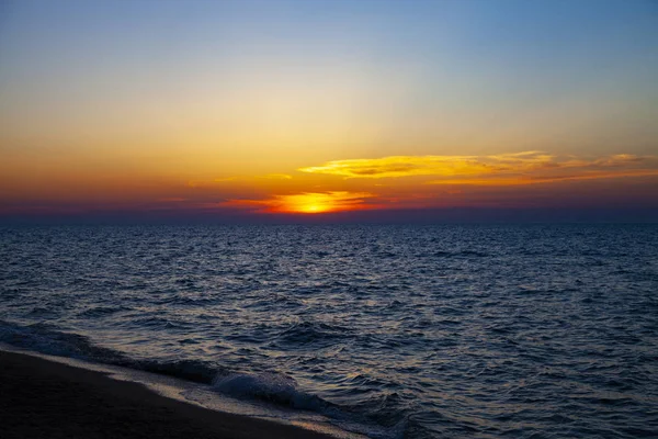 Krásné Moře Při Západu Slunce Přímořská Krajina — Stock fotografie