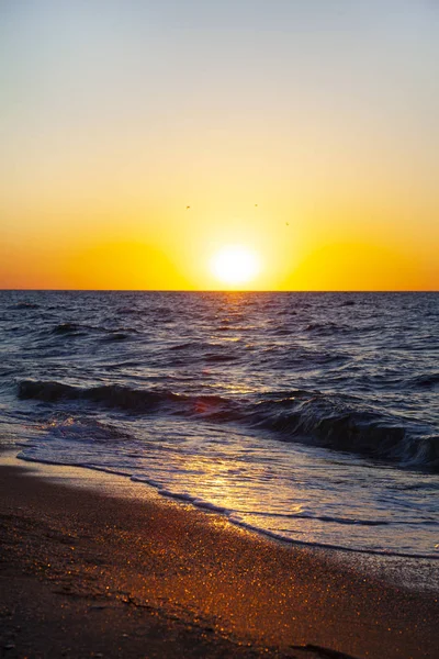 Günbatımı Güzel Denizde Deniz Manzarası — Stok fotoğraf