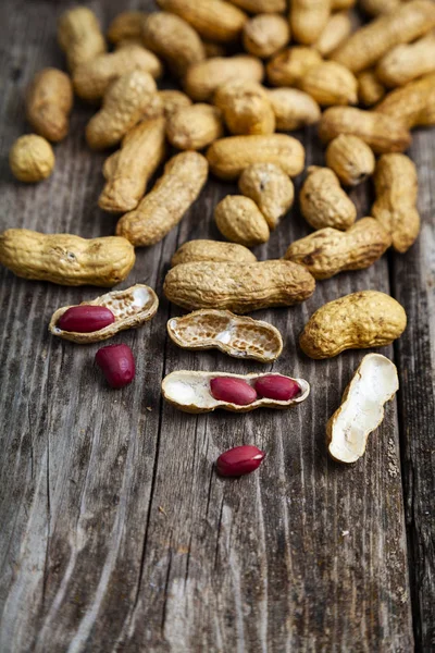 Cacahuetes Sobre Fondo Madera Deliciosas Saludables Nueces Primer Plano — Foto de Stock