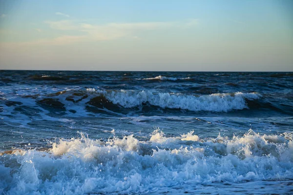 Krásné Moře Scenérií Vlny Zblízka — Stock fotografie