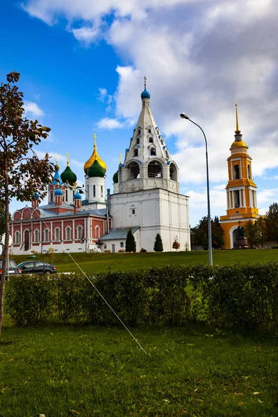 Соборная Площадь Коломенского Кремля Коломна Московская Область Красивый Старинный Ансамбль — стоковое фото