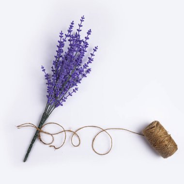 Lavanta ve ip. Aromaterapi.