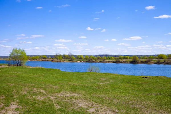 Linda paisagem de verão . — Fotografia de Stock