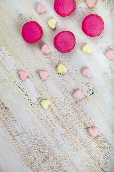 Erdbeermacarons und Marshmallows — Stockfoto