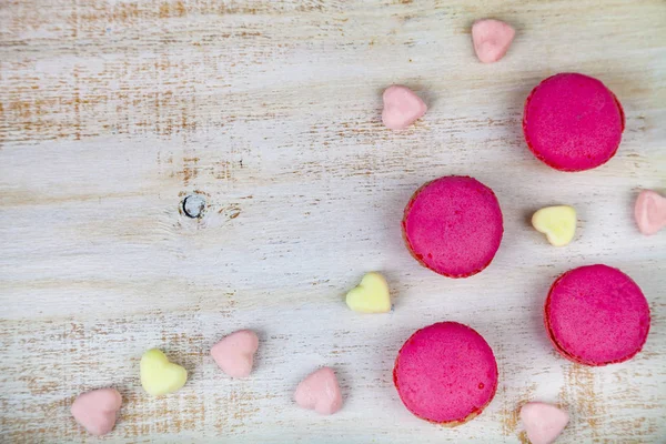 Macarões e marshmallows de morango — Fotografia de Stock