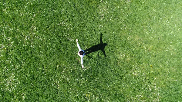 Хлопчик портрет повітряний вид зверху — стокове фото