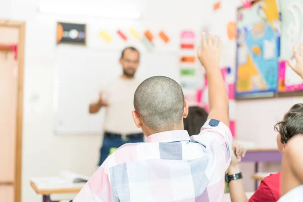 Arabisch Mann Lehrer Der Schule — Stockfoto