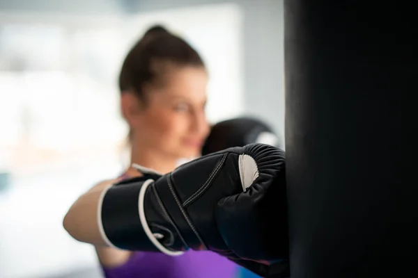 Pretty Attractive Woman Kickboxing Gym — Stock Photo, Image