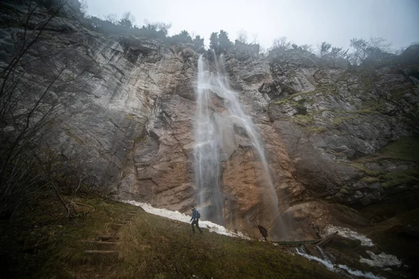 Cascata Montagna Nella Stagione Autunnale — Foto Stock