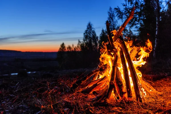 Flammes de feu de camp — Photo