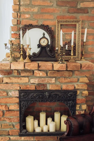 Classical Style Fireplace Candles Vintage Room — Stock Photo, Image