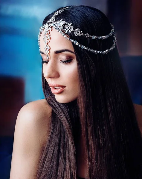 Beautiful Young Woman Hair Decoration Posing Studio — Stock Photo, Image