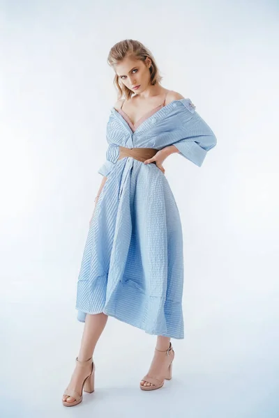 Portrait Beautiful Young Woman Makeup Fashion Blue Clothes — Stok Foto