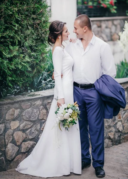 Sposo Sposo Giorno Del Loro Matrimonio All Aperto — Foto Stock