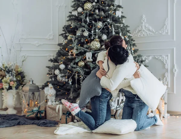 Güzel bir kadın portresi iyi eğlenceler Noel iç