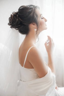 Evde düğün önce güzel genç gelin