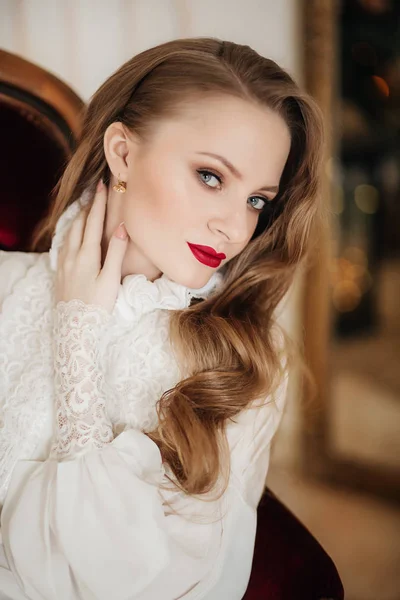 Beautiful Young Woman Posing White Blouse — Stock Photo, Image