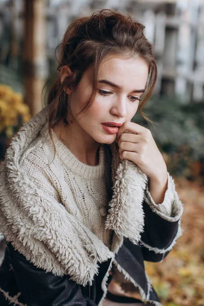 Beautiful Woman Sweater Autumn Garden — Stock Photo, Image