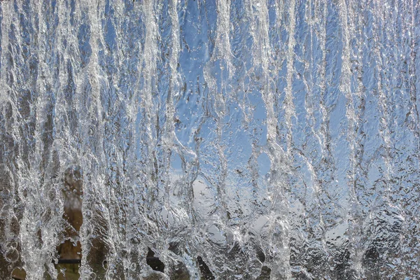 Водоспад річки, вид падаючої води. — стокове фото