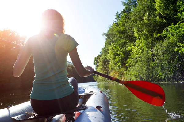 Verano Deporte Activo Una Chica Kayak Sunset Tim —  Fotos de Stock