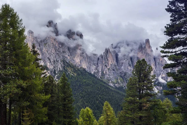 Beautiful Landscape Overcast Day Dolomites Mountains View Cloudy Day Ital — Stock Photo, Image