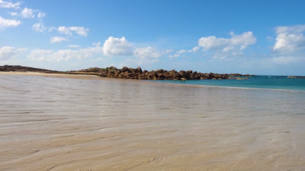 Praias Areia Vazias Bretanha Durante Maré Baixa — Vídeo de Stock
