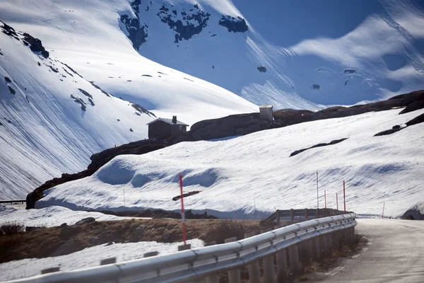 Straße Norwegischen Gebirge Norwa — Stockfoto