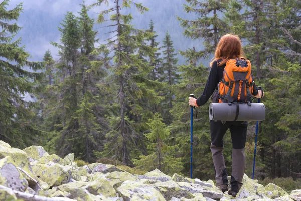 Camping Trip Girl Hiker Carpathians Mountains Gorgany Ukraine — Stock Photo, Image