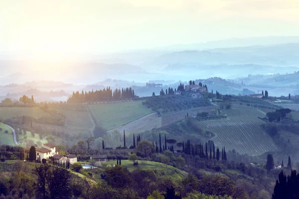 Typisch Toscaanse Landschap Een Weergave Van Een Villa Een Heuvel — Stockfoto