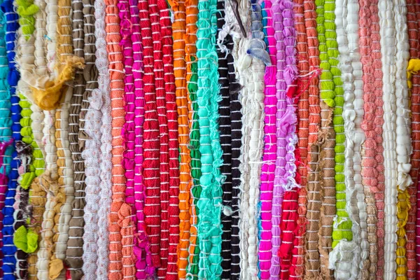 Souvenir Aus Brasilianischen Textilien Hintergrund Aus Hellem Brasilianischen Teppich — Stockfoto