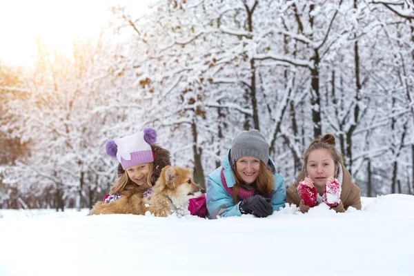 Happy Family Smiling Mother Daughters Little Cute Corgi Fluffy Puppy — Stock Photo, Image