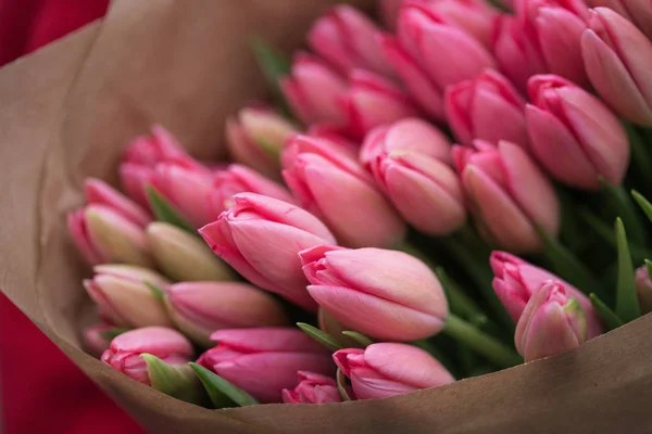 美丽的粉红色郁金香花束 阿姆斯特丹 — 图库照片