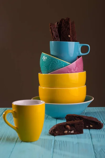 Ljusa Keramik Och Italienska Biscotti Cookie — Stockfoto