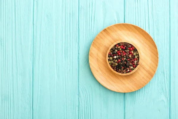 Kruiden Specerijen Mix Van Paprika Houten Platen Een Blauwe Pagina — Stockfoto