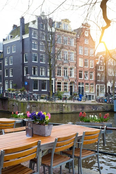 Красиве Кафе Вулиці Амстердама Столи Стільці Стелі — стокове фото