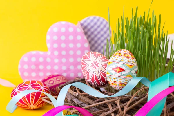 Páscoa Feliz Cesta Com Belo Ovo Easter Pysanka Feito Mão — Fotografia de Stock