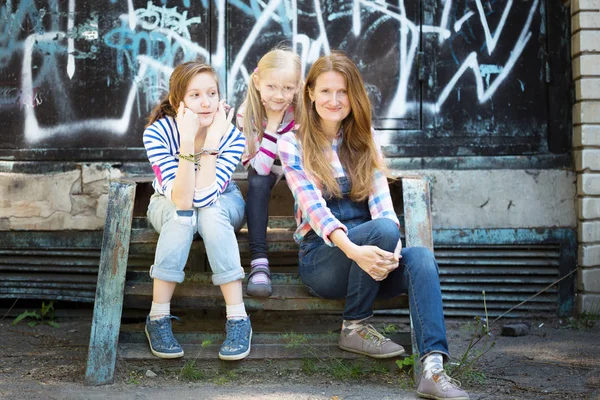 La famiglia felice — Foto Stock