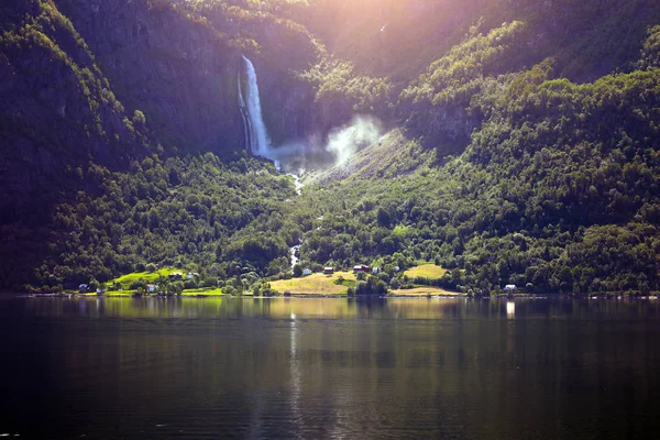 El paisaje noruego —  Fotos de Stock