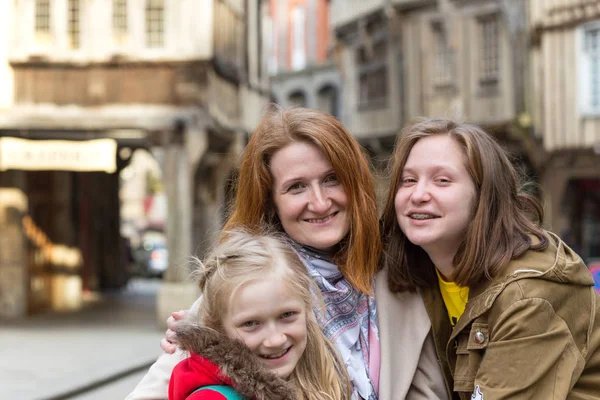 Happy mother and daughters — Stock Photo, Image