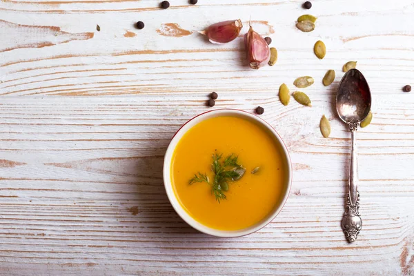 Delicioso e saudável creme de sopa de abóbora — Fotografia de Stock