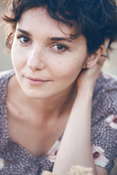 Portrait of a happy smiling girl — Stock Photo, Image