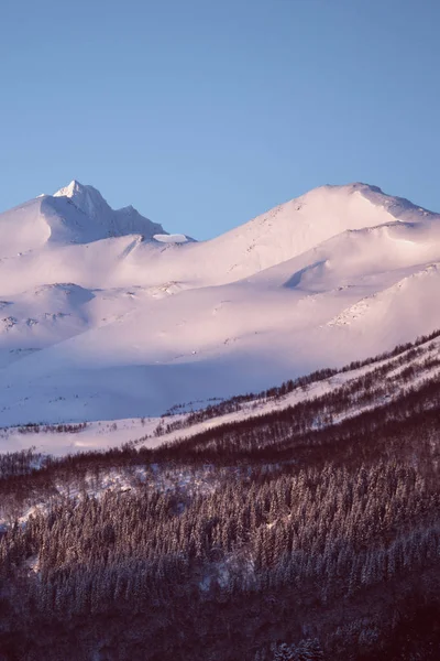 Bellissimo paesaggio norvegese — Foto Stock