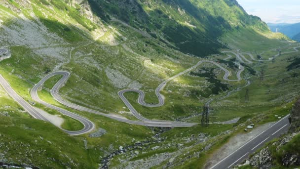 Över Kurvor Berömda Rumänska Bergsvägen Transfagaras — Stockvideo