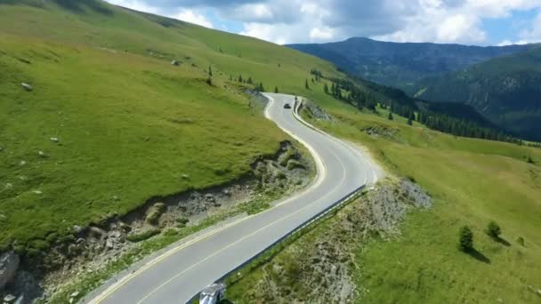 Widok Lotu Ptaka Słynnej Rumuńskiej Drogi Górskiej Transalpina Słoneczny Letni — Wideo stockowe