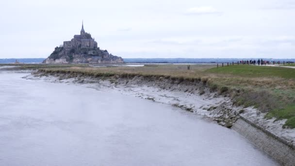 Άποψη Του Mont Saint Michel Νορμανδία Γαλλία — Αρχείο Βίντεο