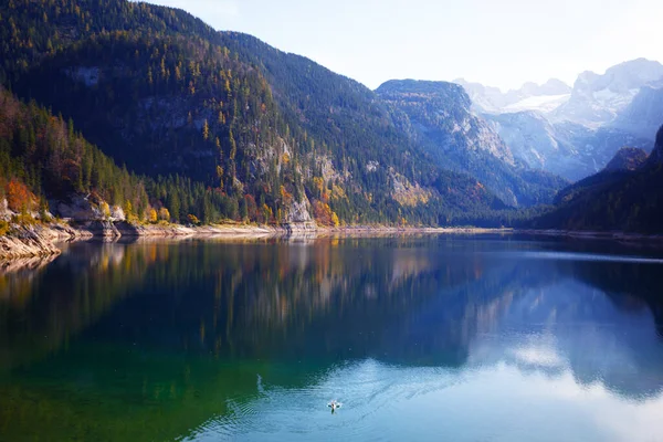 Paisagem Com Belo Lago Montanha Com Reflexão Outono Belo Landscap — Fotografia de Stock