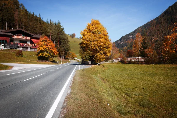 Beautiful Landscape Mountain Road Austria Autum — Stock Photo, Image