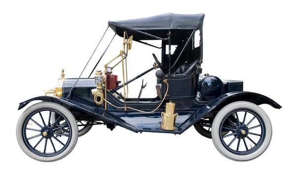 Klasik Ford Model T Otomobili beyaz arkaplan karşısında izole edildi