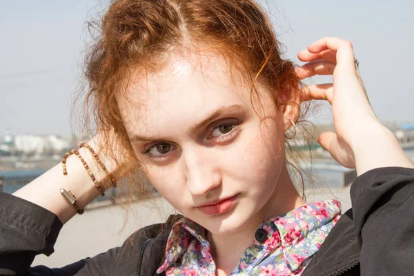 Red Haired Girl Freckles Her Face — Stock Photo, Image