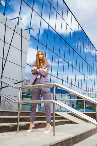 Business Woman Pantsuit Background Business Center — Stock Photo, Image